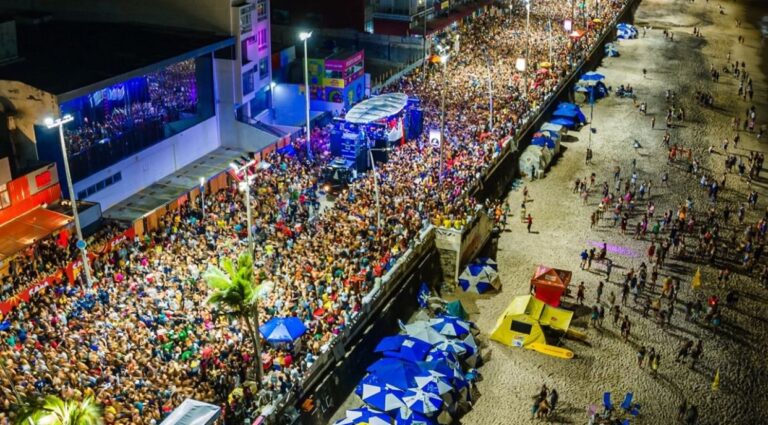 JÁ É CARNAVAL CIDADE! Confira a programação da festa em Salvador nesta quinta (8)