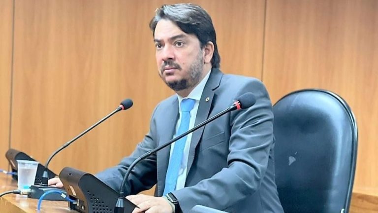 “Desespero no grupo de Moema é tão grande que estão comemorando pesquisa fraudada”, diz deputado