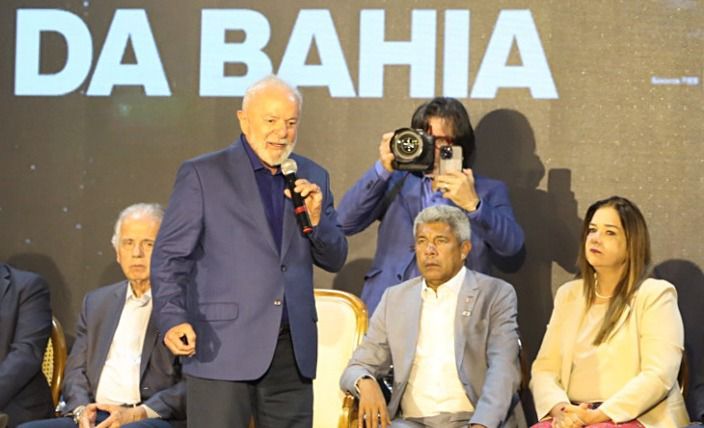 INVESTIMENTO DE R$650 MILHÕES: Lula firma em Salvador parceria para implantação do Parque Tecnológico Aeroespacial