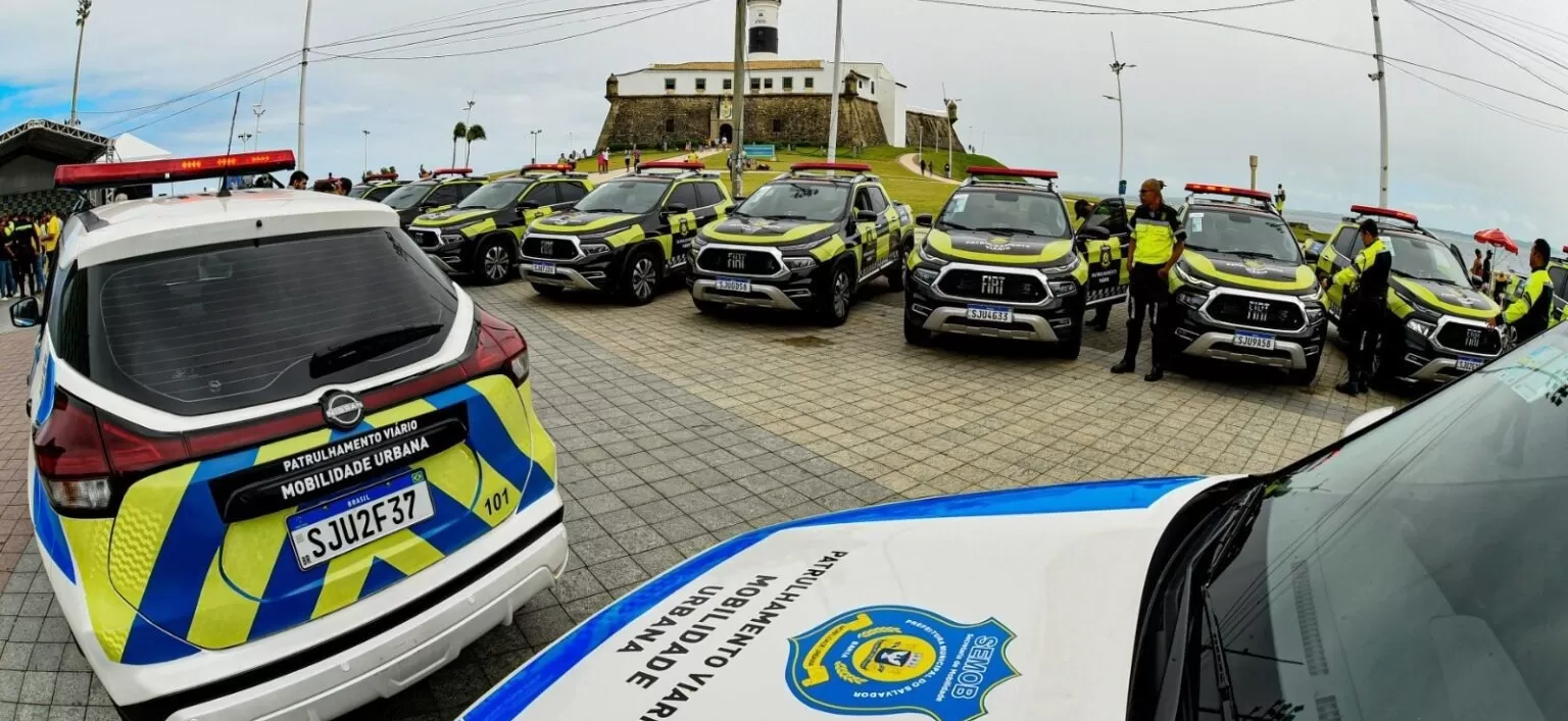 Prefeitura lança campanha Maio Amarelo e entrega 89 novos veículos para Transalvador, Semob e Guarda