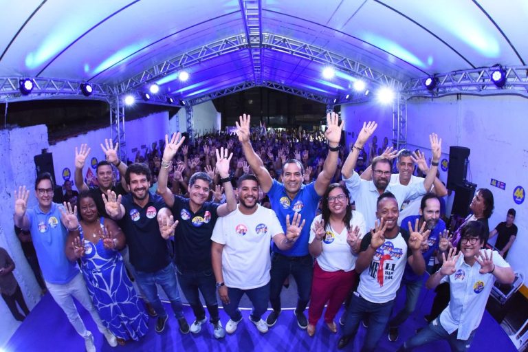 Com presença de ACM Neto, Bruno e Ana, Lucas Moreno lança candidatura a vereador de Salvador