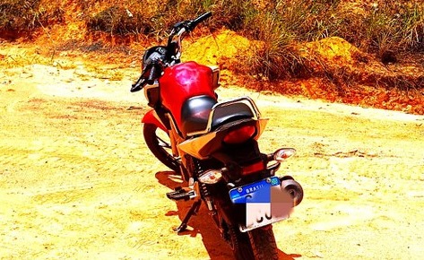 PRF flagra condutor sem capacete transitando com motocicleta adulterada na BR 101
