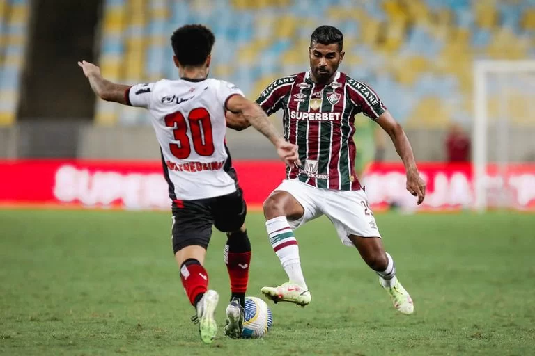 JOGO É NO MARACANÃ! Vitória aposta em tabu e Fluminense com defesa desfalcada