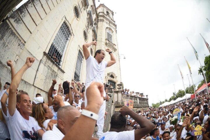 Pivete do Calabar larga o doce na Lavagem do Bonfim e deixa Geraldo de Jero boladão; veja o vídeo