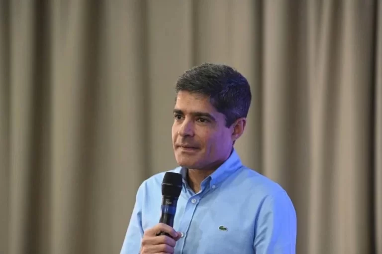 ACM Neto critica aumento do IOF e propõe que União Brasil feche questão contra novos impostos