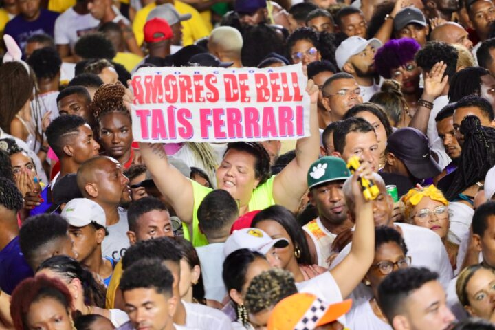 ‘Dê um grito aí’: Bell Marques leva hinos do Carnaval para o palco do Festival Virada Salvador 1 - ‘Dê um grito aí’: Bell Marques leva hinos do Carnaval para o palco do Festival Virada Salvador