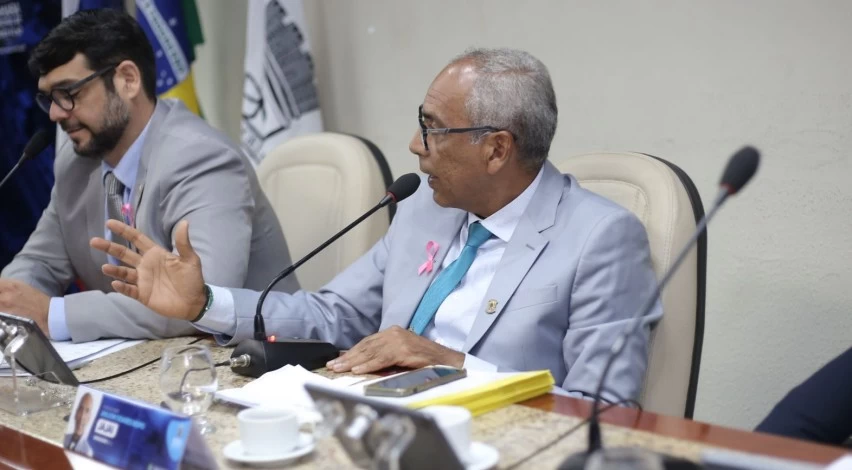 Falta de repasse do governo federal tira R$ 12 milhões da saúde de Simões Filho