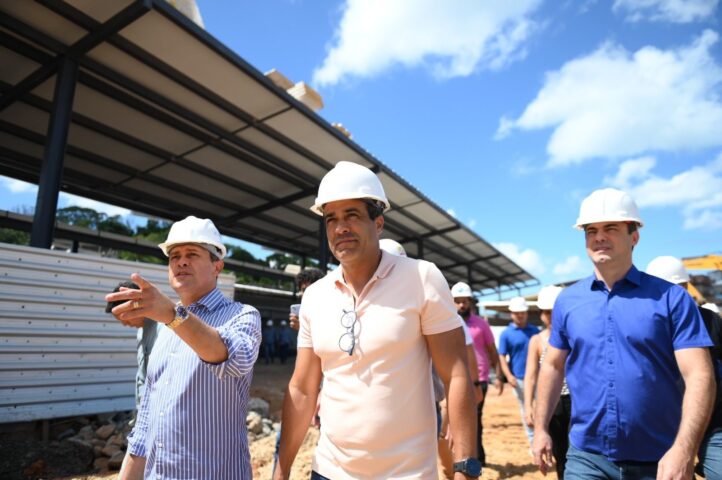 Bruno Reis vistoria obras do Novo Mané Dendê no Subúrbio de Salvador