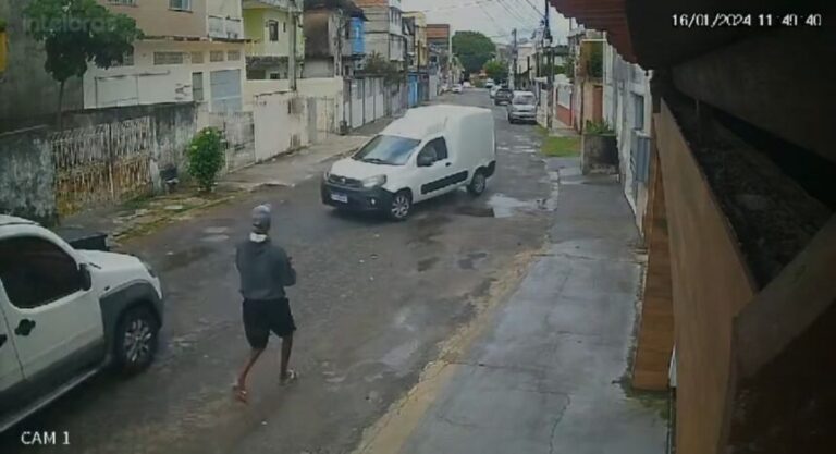 PENSOU RÁPIDO! Motorista sofre tentativa de assalto no bairro Santa Mônica; assista