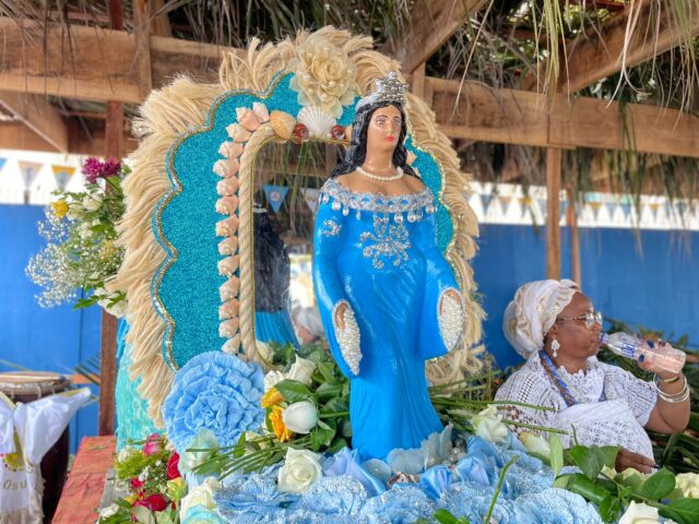 DIA DE IEMANJÁ: Festa reúne milhares de devotos no Rio Vermelho, em Salvador