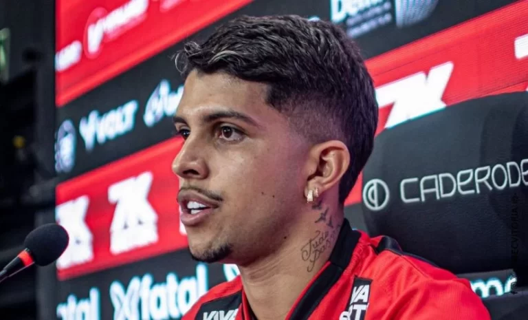 Após imbróglio, meia que foi destaque no Baianão é recontratado pelo Vitória