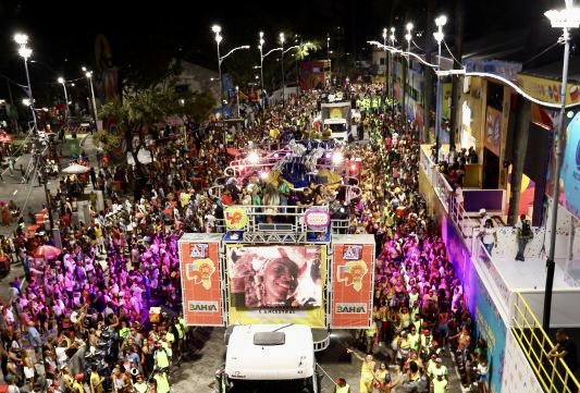 “Representar o samba no Carnaval de Salvador é uma felicidade imensa”, comemora Escandurras