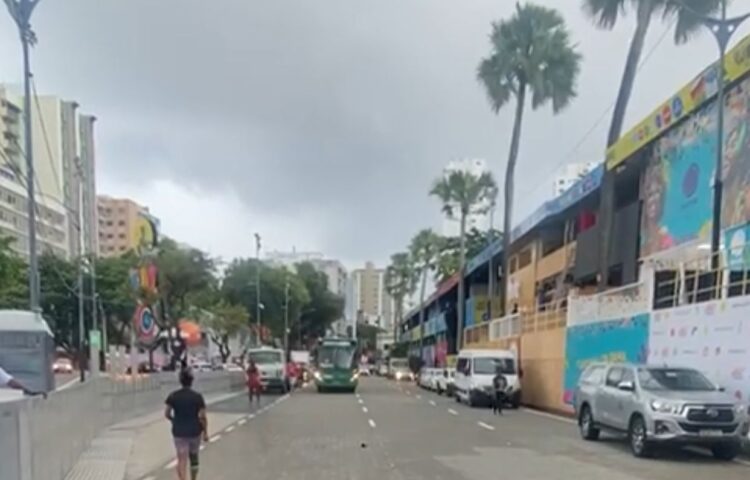 Salvador terá chuva nos primeiros dias de Carnaval; confira previsão
