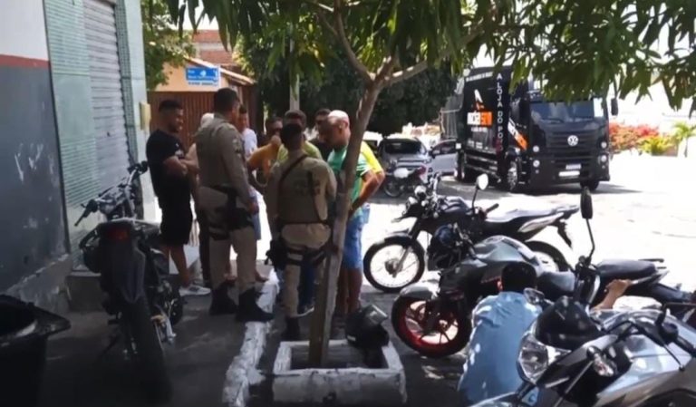 VIOLÊNCIA POLÍTICA: PM contraria determinação de Jerônimo e impede ato político em Retirolândia