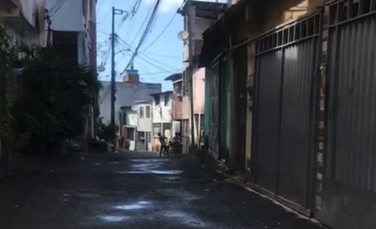 AGORA! Criança de 1 ano e a mãe feitas reféns em Engomadeira