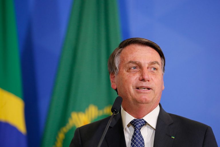 STF decide hoje se Bolsonaro e aliados viram réus pela suposta trama golpista