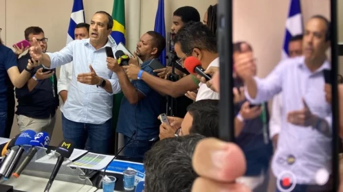 Bruno Reis apela por fim da paralisação