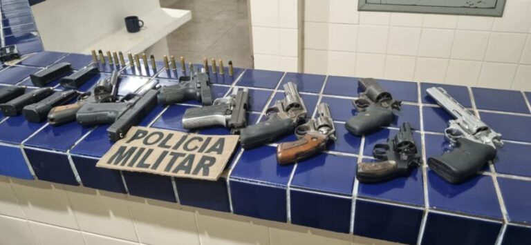“Bonde” interceptado em Brumado e 9 armas apreendidas