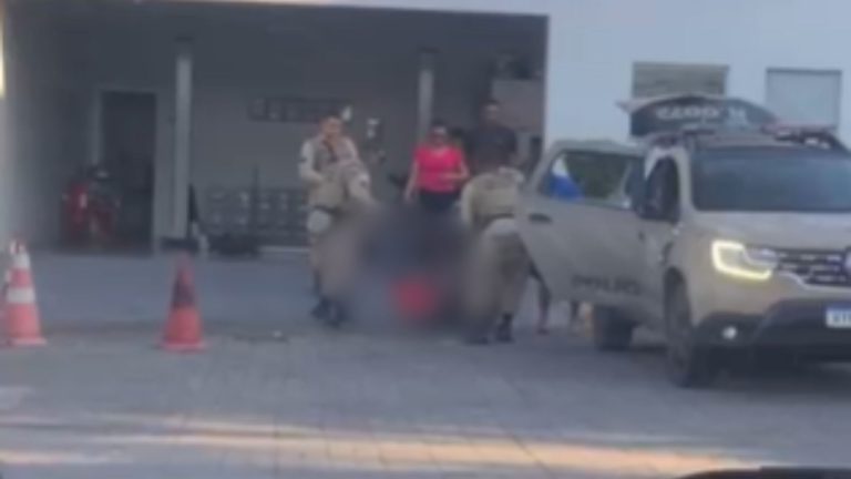 Homem é morto a tiros em posto de gasolina no Jardim Santo Inácio