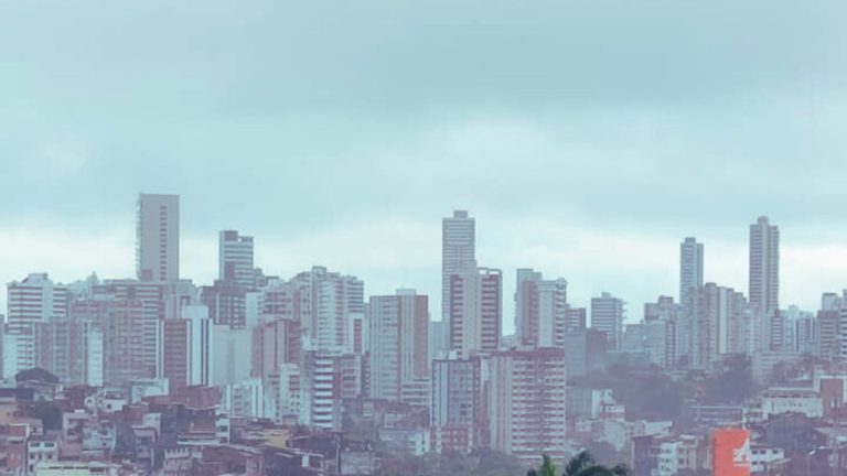 ALERTA DE CHUVA! Inmet emite aviso para 285 cidades da Bahia, incluindo Salvador