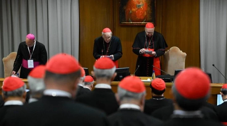 Cardeais entram em reclusão antes do conclave para eleger novo papa