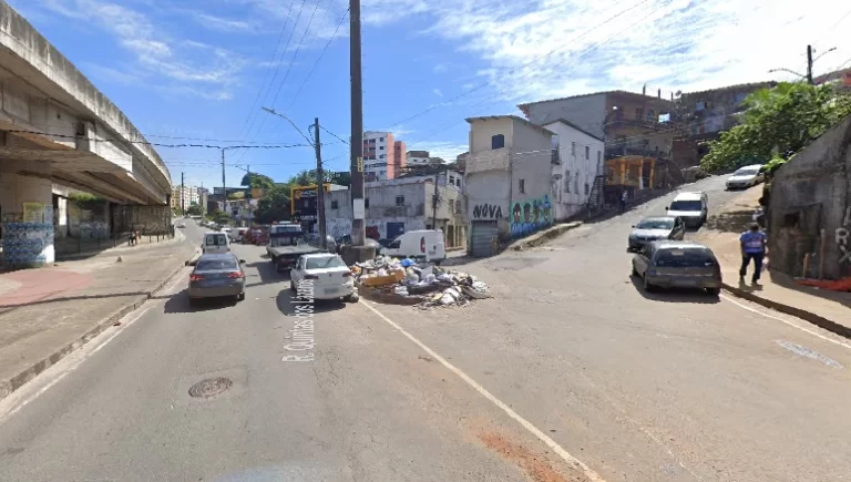ATAQUE NA BAIXA DE QUINTAS: Homem morre e criança de 6 anos fica ferida