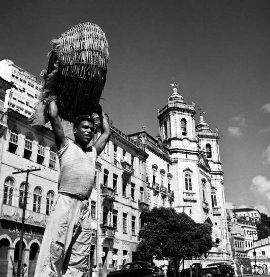 - Com obras de 48 artistas, Exposição "Ecos Malês" marca a abertura do mês da Consciência Negra na Casa das Histórias de Salvador