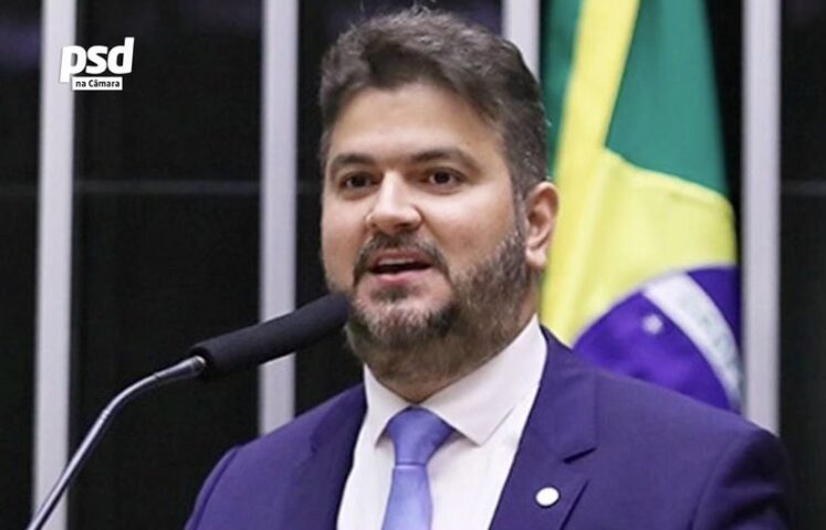 Deputado baiano adere a Frente Parlamentar dos Combustíveis que defende Diesel Verde
