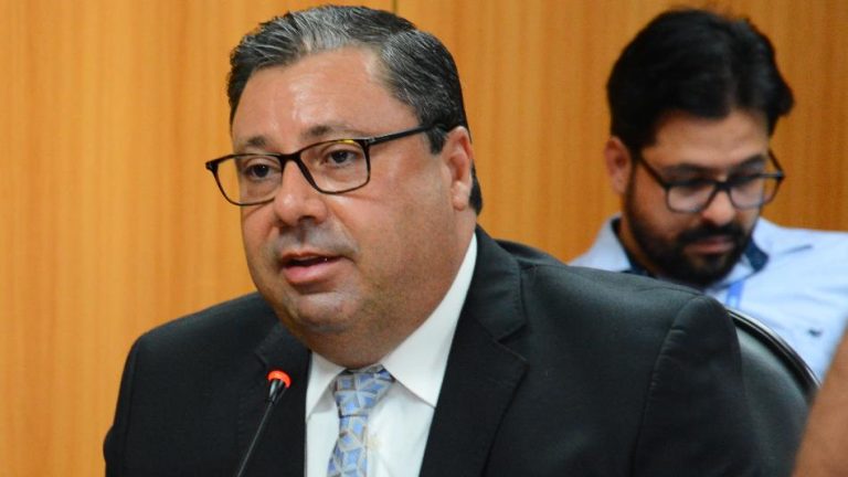 Penalva propõe incentivo ao esporte para pessoas amputadas na Bahia