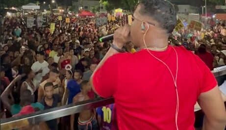 Banda 7Kssio anima o Carnaval da Liberdade neste sábado (10)