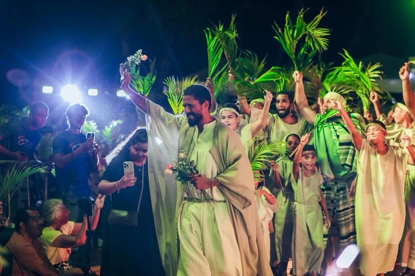 Espetáculo da Paixão de Cristo emociona multidão e encerra com sucesso em Lauro de Freitas