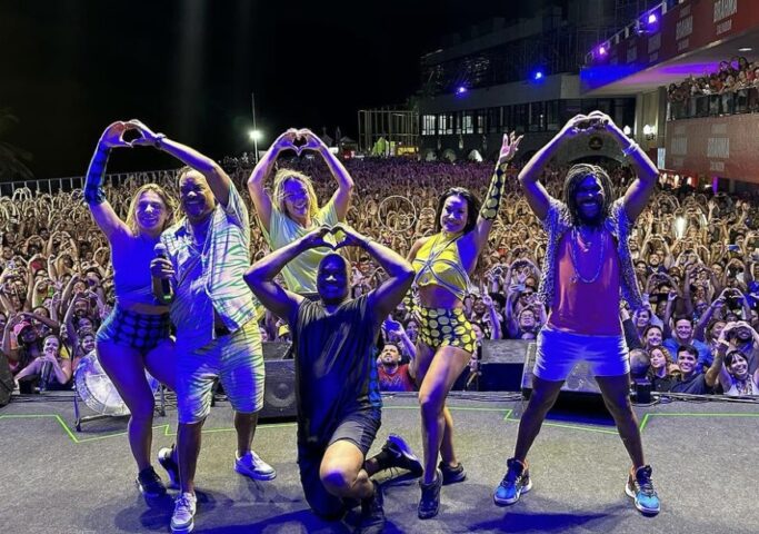 É o Tchan celebra 30 anos com show especial em Salvador: “Vocês não fazem ideia do tamanho da emoção”