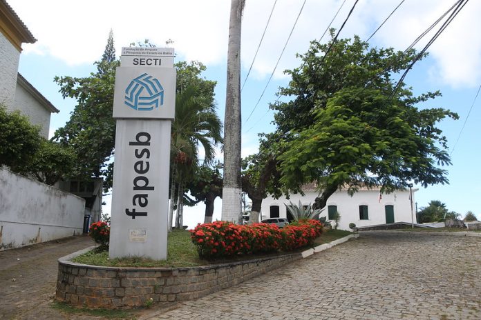 Fapesb lança edital para apoio a publicações científicas e tecnológicas