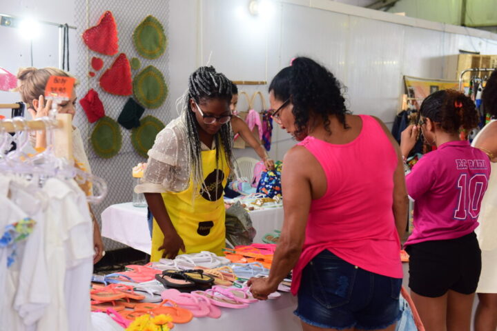 - Feira do Empreendedorismo atrai público com produtos artesanais no Festival Virada Salvador