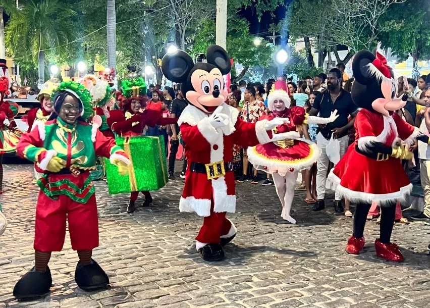 Natal Fantástico: Flaviano Bomfim inaugura iluminação natalina em Santo Amaro