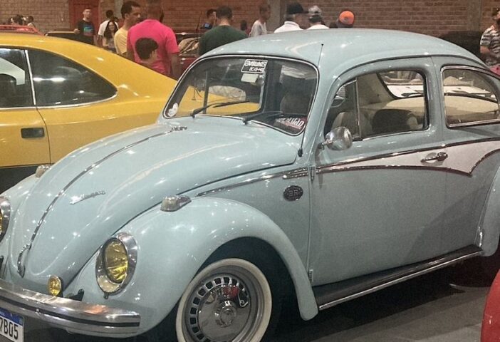 Queridinho dos brasileiros, Fusca celebra 65 anos com grande exposição de veículos em Lauro de Freitas
