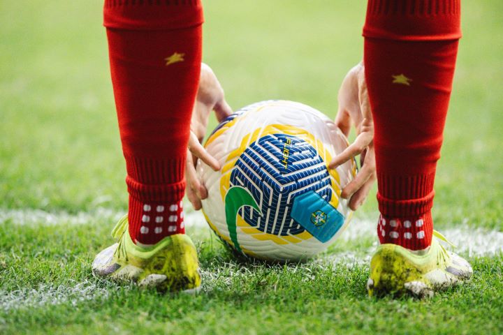 CBF confirma nova regra: goleiros terão limite de 8 segundos para segurar a bola