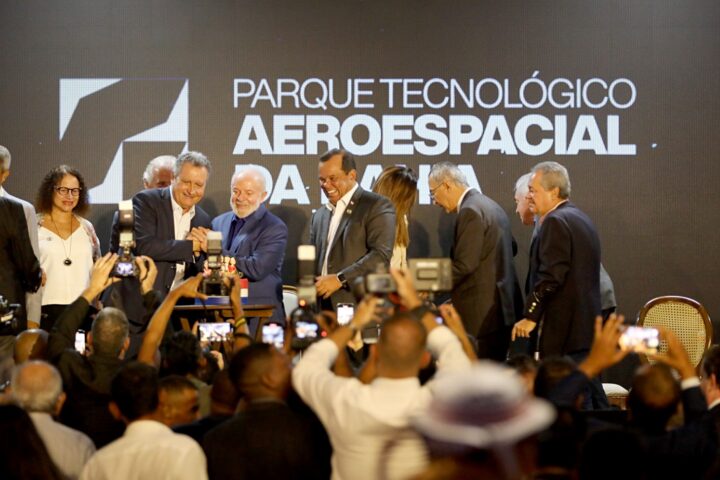 Lula diz ser Vitória