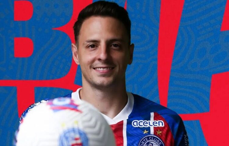 Lateral-direito Santiago Arias assina contrato com o Bahia