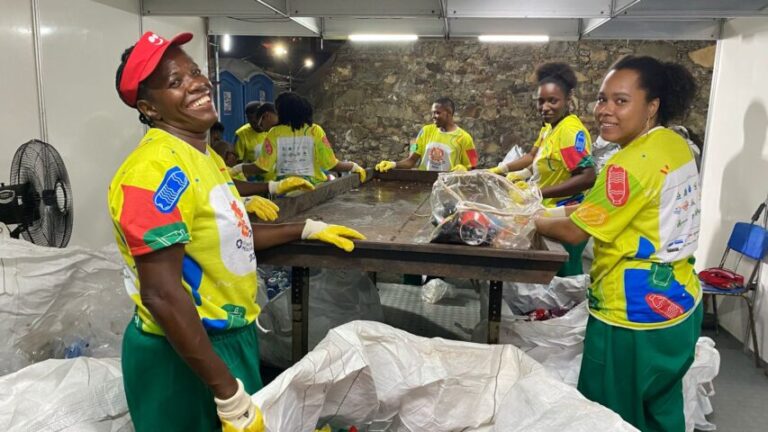 ECO FOLIA: Quase 31 toneladas de materiais recicláveis são retirados do meio ambiente nos dois primeiros dias