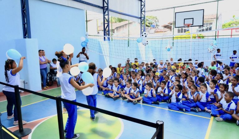 Escola municipal em Campinas de Brotas é beneficiada com reforma de quadra poliesportiva