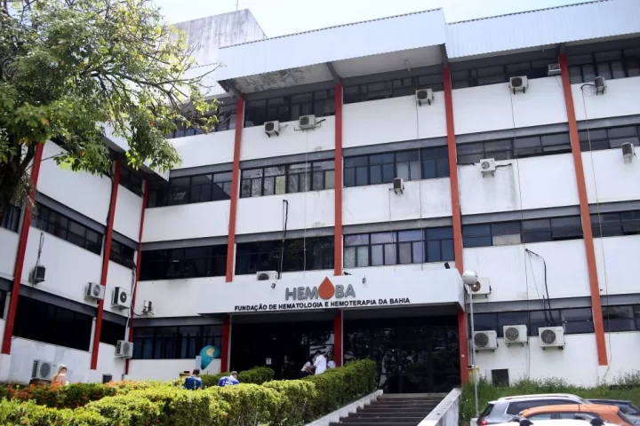 “A solidariedade não tira férias”: Hemoba promove campanha de verão para suprir estoque de sangue