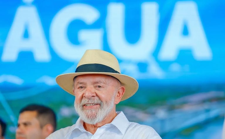 PESQUISA QUAEST: Desaprovação de Lula atinge recorde e 61% dos brasileiros acreditam que o país está na direção errada