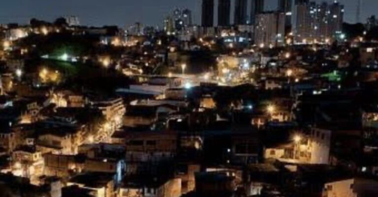 TIROTEIO PESADO! BDM e CV disputam tráfico de drogas e levam terror ao Engenho Velho da Federação