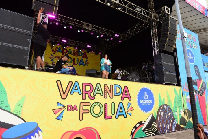 Varanda da Folia começa a agitar o público no Campo Grande