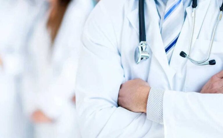 Apenas seis cursos de medicina têm nota máxima no Enade