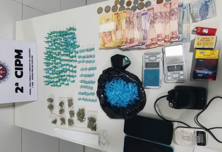 PM apreende drogas no Tororó