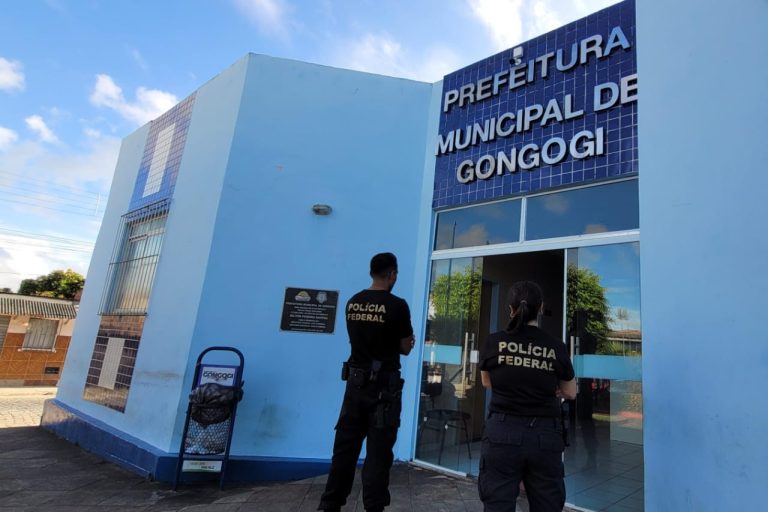 Polícia Federal deflagra operação para combater desvios de recursos públicos e fraudes em processos licitatórios no interior da Bahia