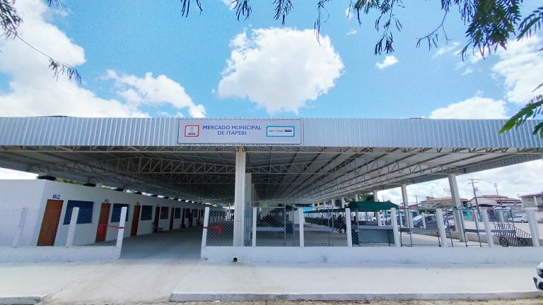 População de Itapebi conta com novo espaço de comercialização na celebração dos seus 66 anos
