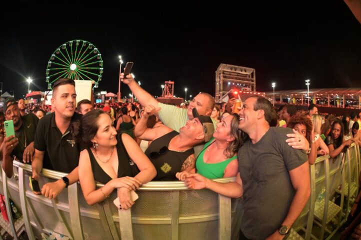 - Prefeito Bruno Reis acompanha atrações da terceira noite do Festival Virada Salvador